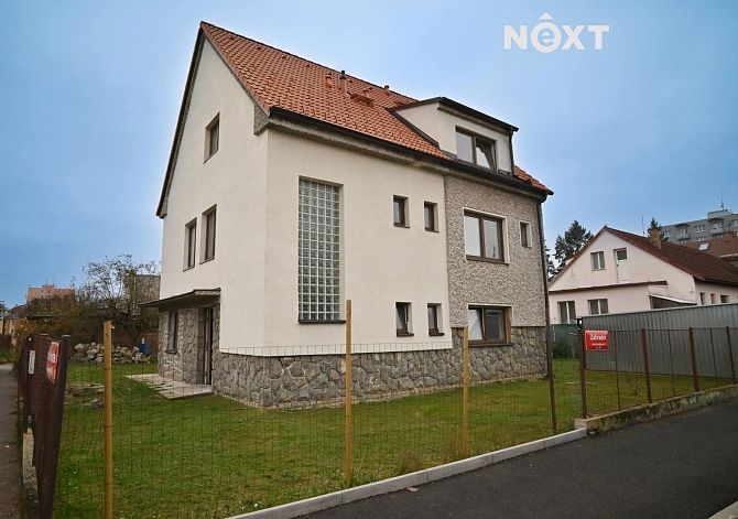 Prodej domu rodinný 186 m² pozemek 590 m², Ant. Slavíčka, České Budějovice-České Budějovice 2