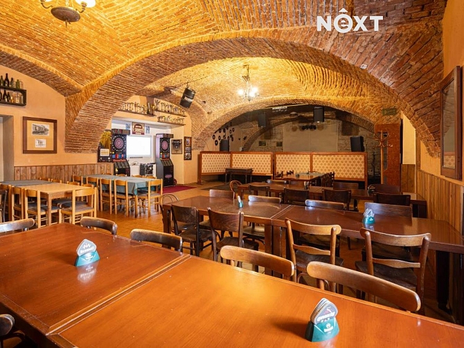 Prodej komerčních prostor restaurace 879 m², Tyršova, Studená