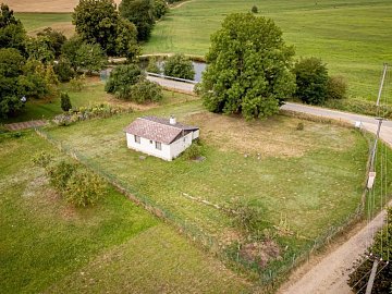 Prodej domu chata 42 m² pozemek 1694 m², Pluhův Žďár,Jindřichův Hradec,Jihočeský kraj