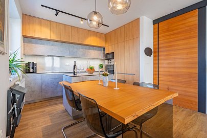 Prodej bytu 3+kk 70 m², Plukovníka Malého, České Budějovice-České Budějovice 2