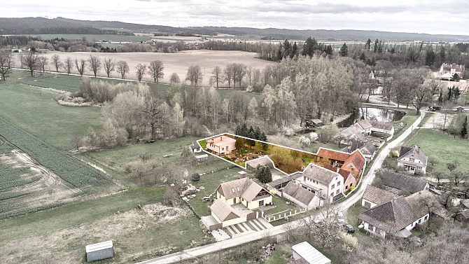 Prodej domu rodinný 300 m² pozemek 2300 m², Pluhův Žďár-Červená Lhota