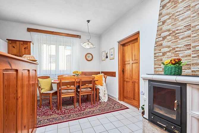 Prodej domu rodinný 120 m² pozemek 1526 m², Hosín