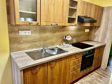 Pronájem bytu 2+1 50 m², Nádražní, České Budějovice-České Budějovice 3