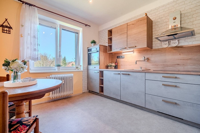 Prodej bytu 1+1 37 m², Dolejší, Mirovice