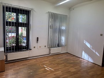 Pronájem komerčních prostor obchodní prostory 20 m², Klášterská, Jindřichův Hradec-Jindřichův Hradec II