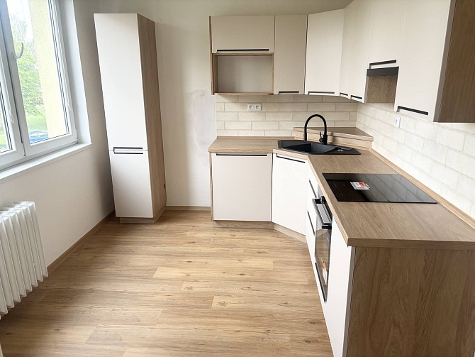 Pronájem bytu 2+1 65 m², sídliště Vajgar, Jindřichův Hradec-Jindřichův Hradec III