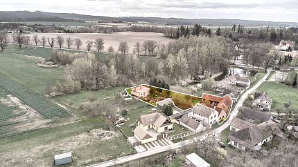 Prodej domu rodinný 300 m² pozemek 2300 m², Pluhův Žďár-Červená Lhota